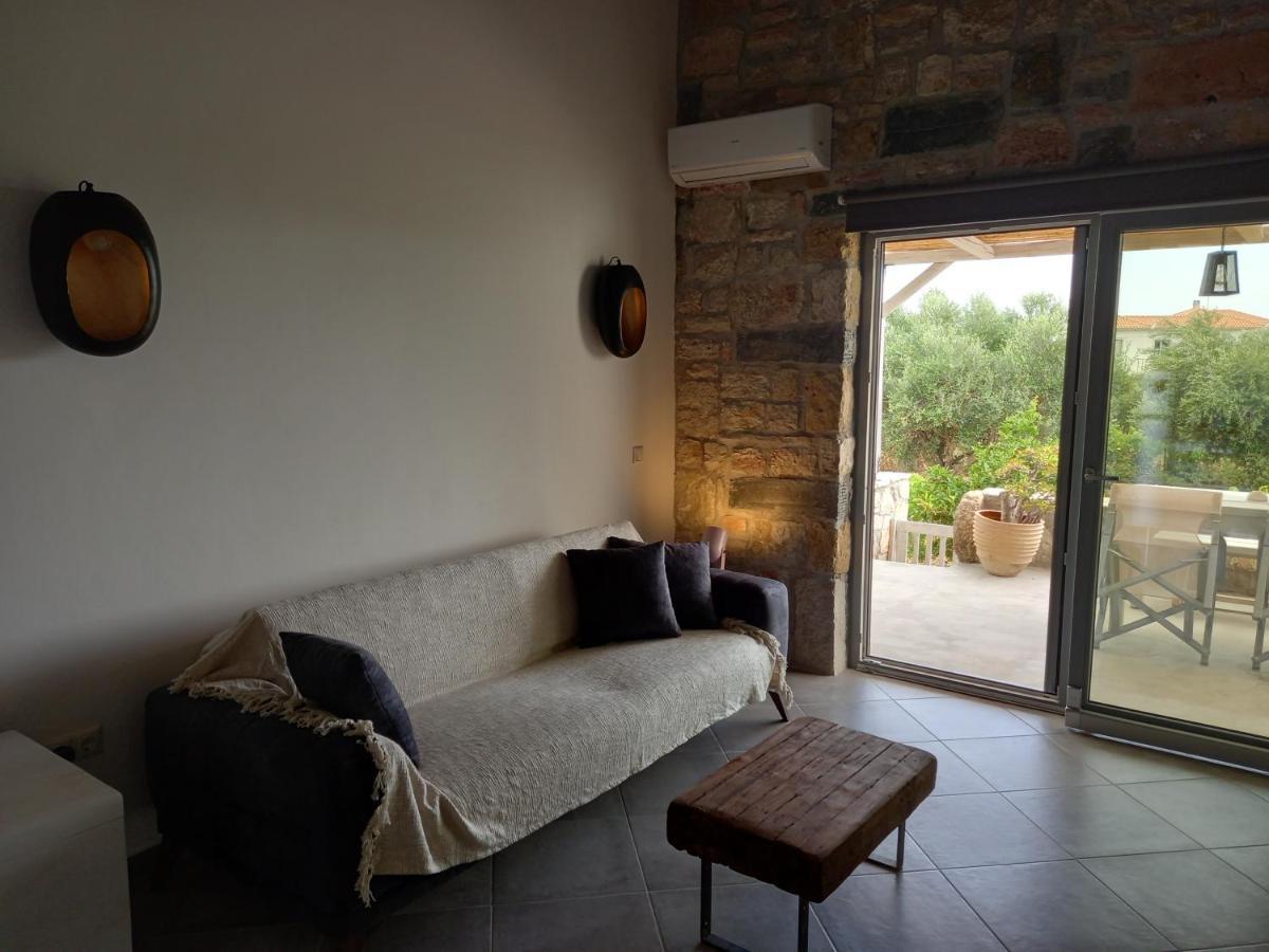 Koroni Stone House, Newly Built Studios By The Sea מראה חיצוני תמונה