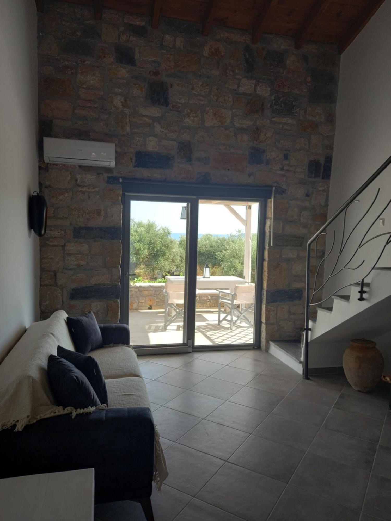 Koroni Stone House, Newly Built Studios By The Sea חדר תמונה