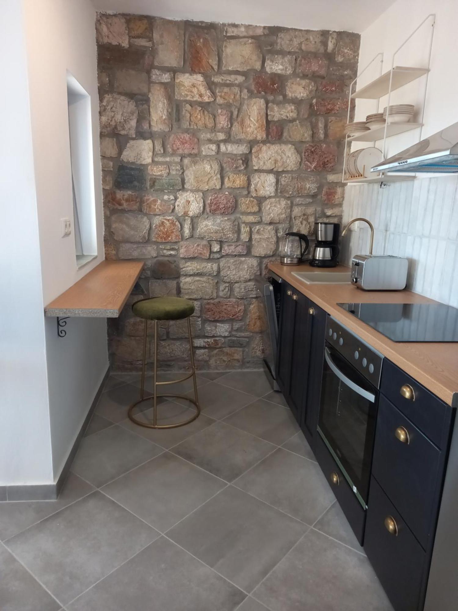Koroni Stone House, Newly Built Studios By The Sea חדר תמונה